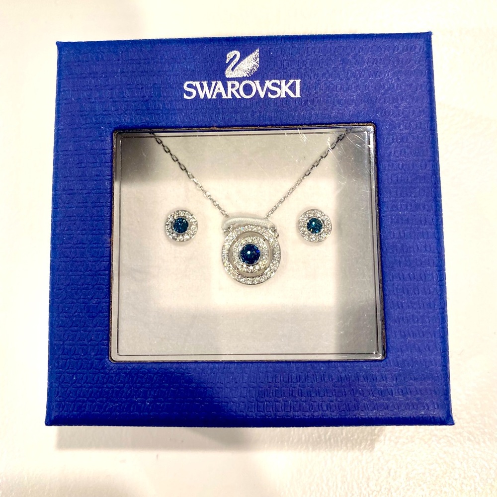 Swarovski Earrings and Necklace Set